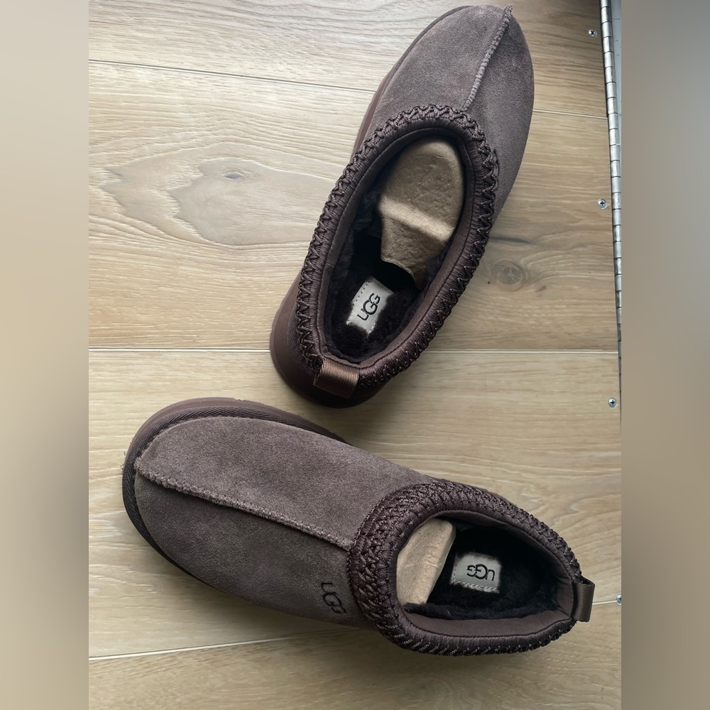 Ugg tazz platform slipper